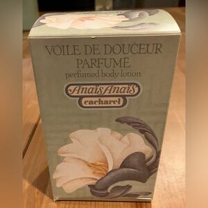 NIB. 6.76 oz Vintage, made in France Cacharel Anaïs Anaïs Perfumed Body Lotion